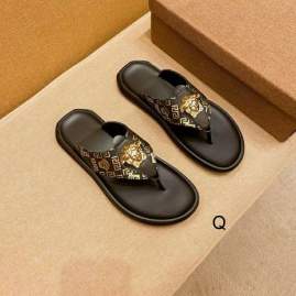 Picture of Versace Slippers _SKUVersacesz38-45WM090119